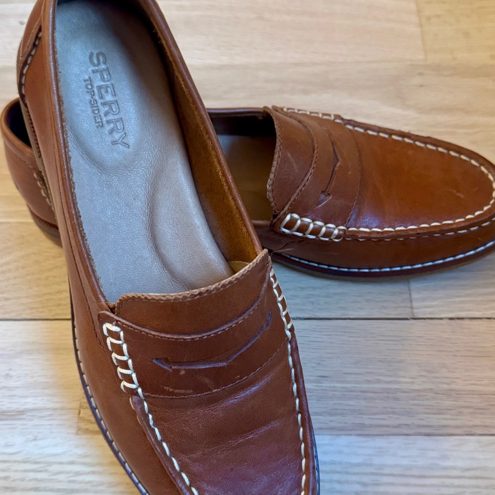 Classic Brown Leather Loafers - Picture 6 of 7